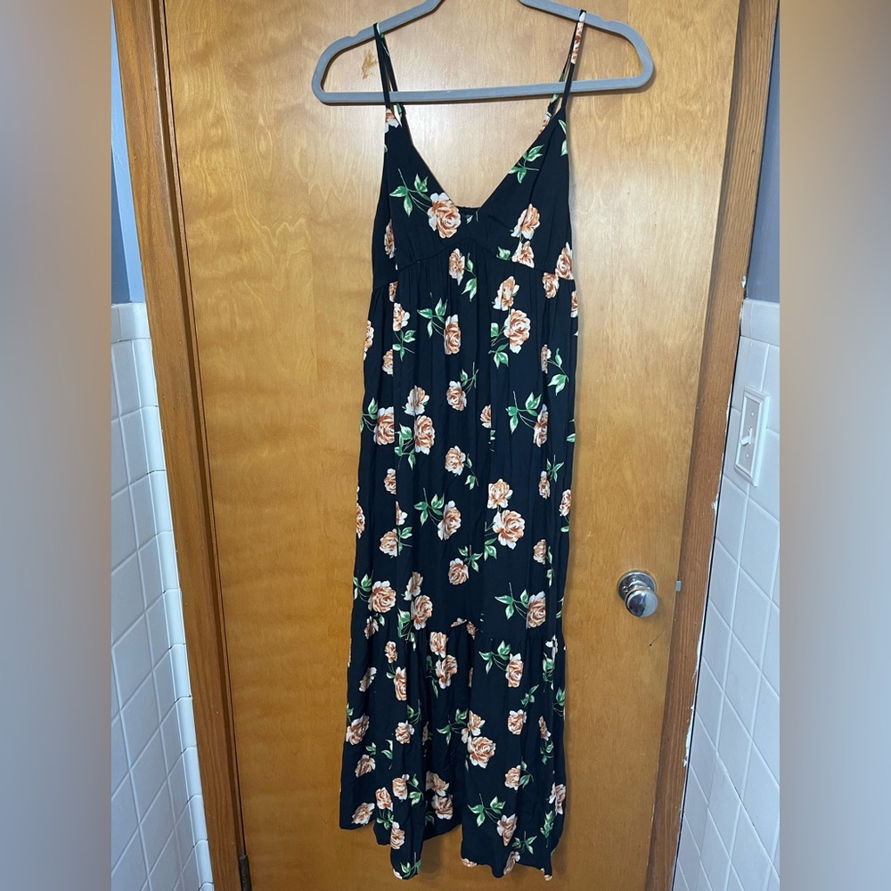 Old Navy Nacy Blue Floral Maxi Dress